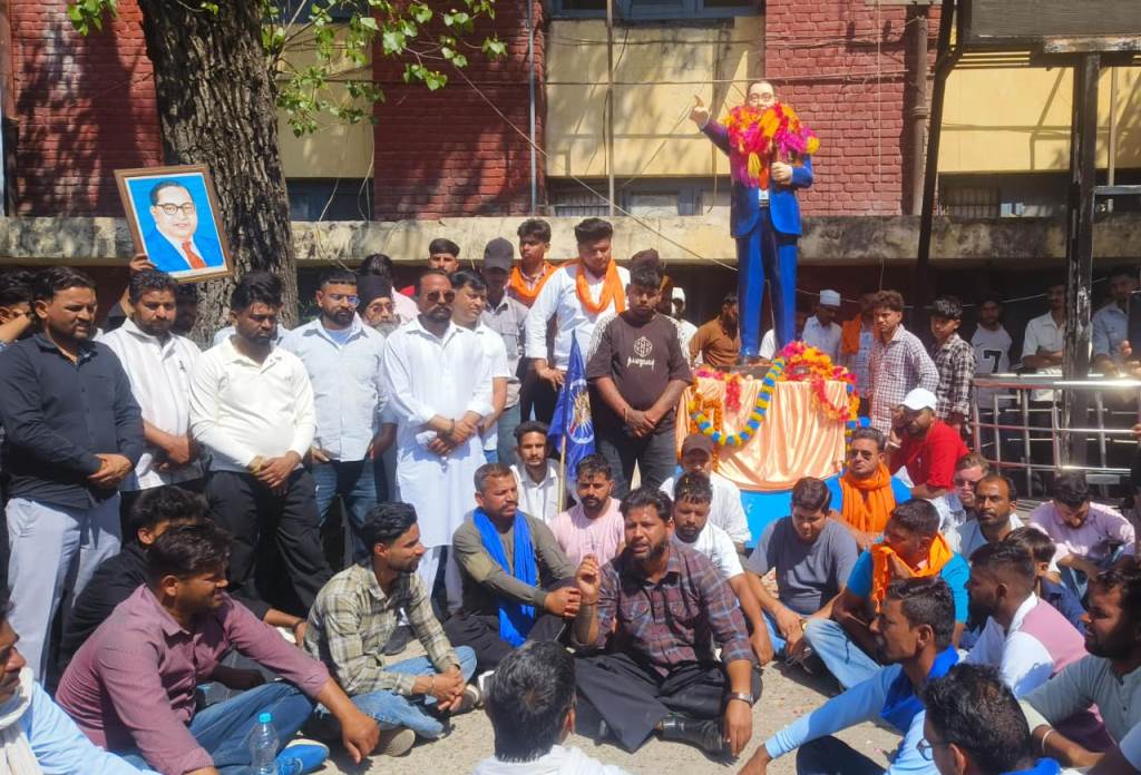 Statue of Dr Bhimrao Ambedkar Installed at Unas Old Mini Secretariat Complex Massive Crowds Gather for Historic Event